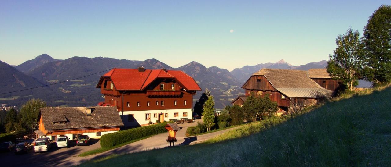 Pension Bauernhof Baumgartner Stanahof Fresach Exterior photo